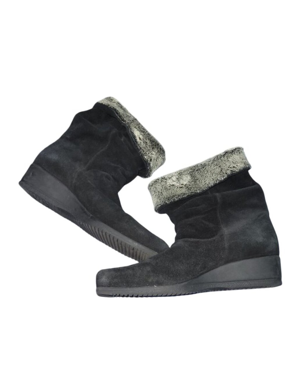 La Canadienne 7M Black Ankle Boots